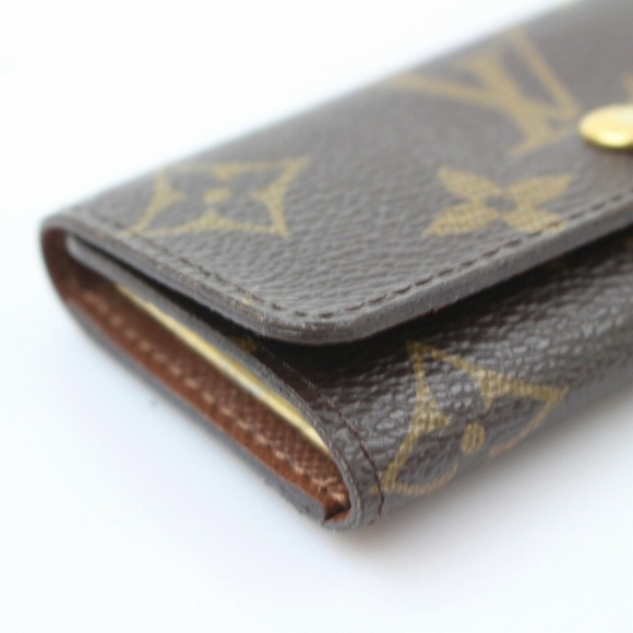 Louis Vuitton Accessories - ❌❌ SOLD ❌❌Louis Vuitton Multicles4 Key Case